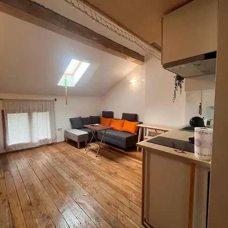 Blue Sea Side Apartment