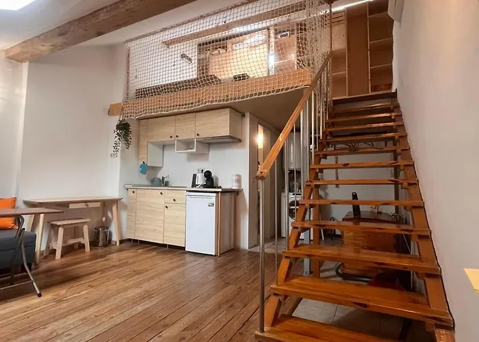 Blue Sea Side Apartment