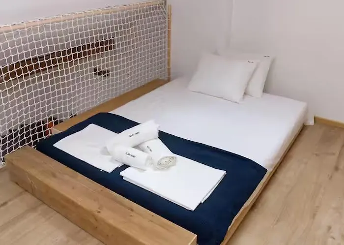 Apartment Blue Sea Side *